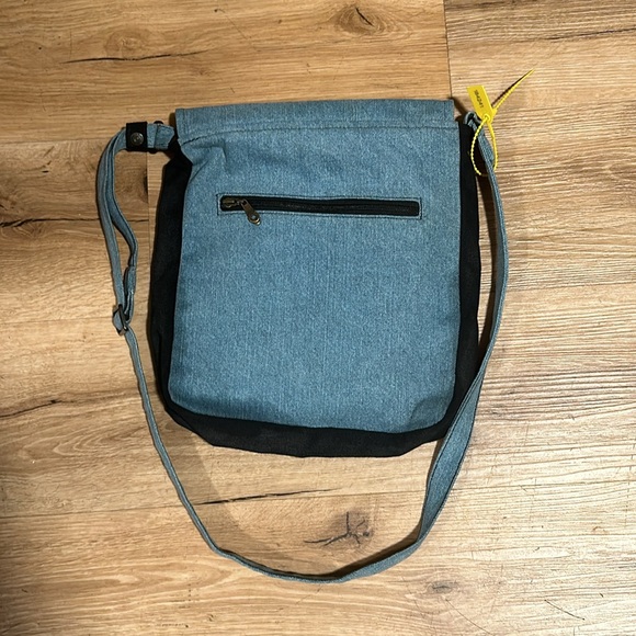 Hunting World denim crossbody messenger - Picture 2 of 6